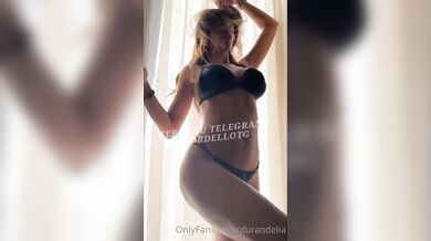 Delia Duran video sexy