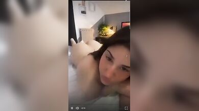 Elisa nuda of