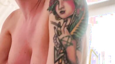 Malena video porno Nes scopata in macchina e inculata