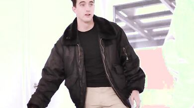 Video porno Giulia Diamond momshoot