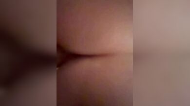 D0rita scopata a pecorina dal fidanzato