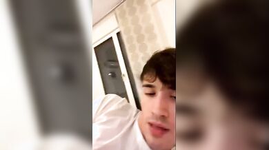 Coniglietta culona bionda scopata in live