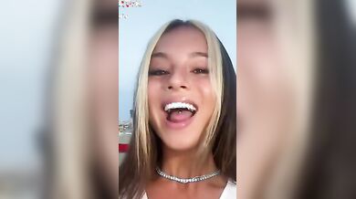 Jaele Corsi tettona social