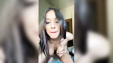 Teen italiana fica si masturba
