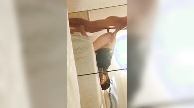 Moglie ingroppata a pecora amatoriale
