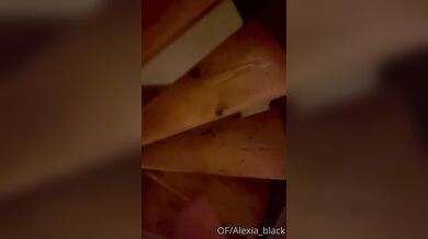 Scopata davanti ad amica curiosa