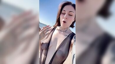 Il mare è bello ma come il cazzo nero...