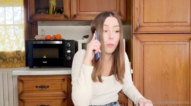 O vieni a scoparmi adesso o ti mollo