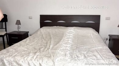 Ragazza italiana scopata da amico a pecorina con crampie Of