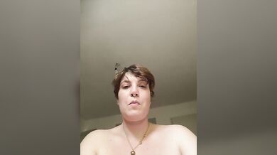 Queste tettone vi fanno morire