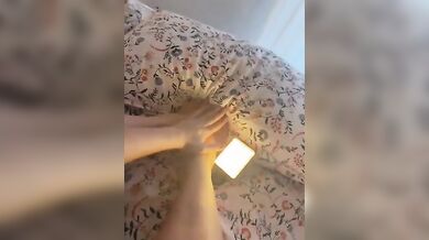 Volete sborrare col mio viso o col buco del culo