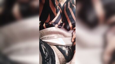 Milf italiana fa la troia in taxi
