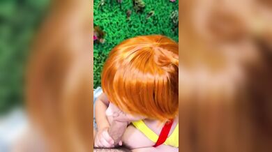 Sesso con cosplay italiana sborrata dentro