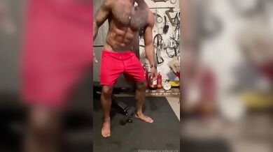 Pompino teen italiana al suo personal trainer