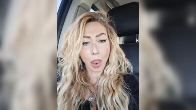 Vestiti veloce che ci arrestano