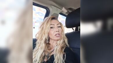 Vestiti veloce che ci arrestano