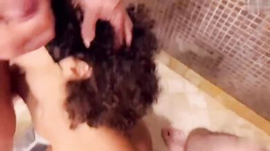Threesome italiano con amica fica