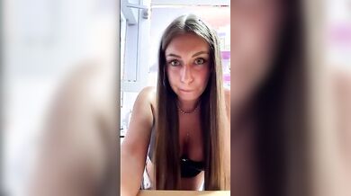 Influencer italiana in live
