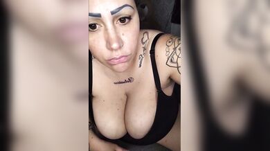 Tatuata bbw italiana tettona