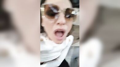 Selene Pompino escopata con sborrata in faccia in ufficio