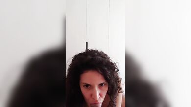 Fidanzata me lo spompina