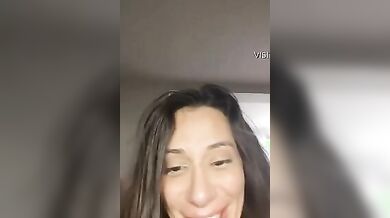 Freya pompino e scopata in cam