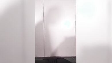 Selene1975 ha il cazzo duro bisogna fare qualcosa ragazzi