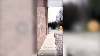 Sofia Barbieri con le tettone fuori OF