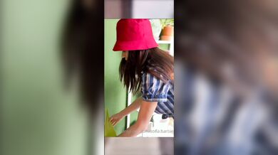 Sofia Barbieri con le tettone fuori OF