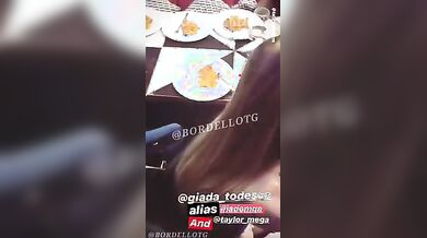 Taylor Mega tette e upskirt in un locale pubblico con amici