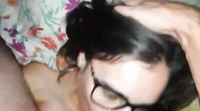 Alessia spompina il suo ragazzo