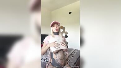 Fish suicide girl incinta video porno