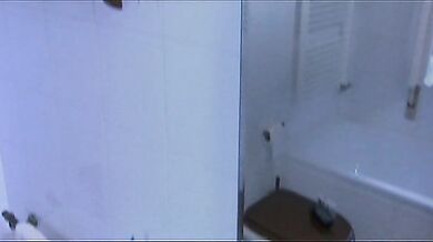 Asia Argento video fetish depilazione ascelle nuda