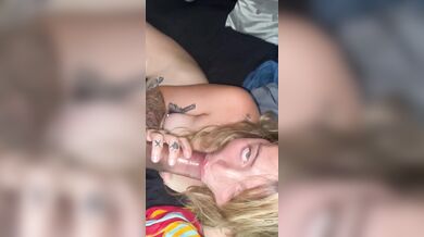 La Truce succhia il cazzo nero dell'amico black OF