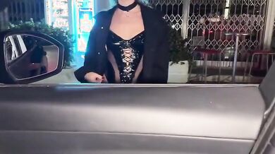 Sesso in macchina con prostituta fica