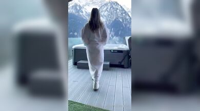 In jacuzzi sesso in montagna coppia italiana