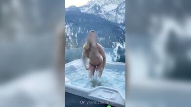 In jacuzzi sesso in montagna coppia italiana