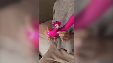 Il cazzo di gomma lo usano anche le Vip