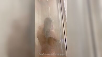 Francesca Paia doccia of