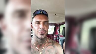 Qui ho 13 kili di tette ragazzi