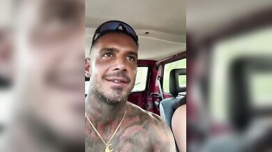 Qui ho 13 kili di tette ragazzi