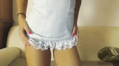 Danika Mori fisting e masturbazione anale estrema in cam