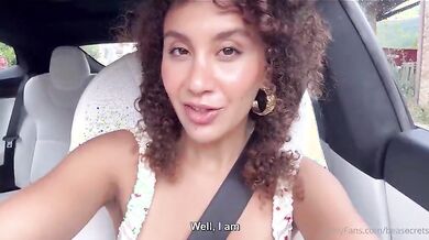 Al contadino non far sapere quanto è buona la gnocca con le pere