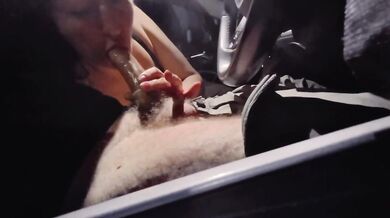 Pompino prostituta amatoriale in auto