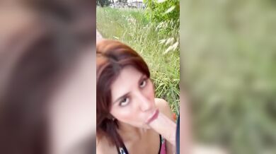 Pompino con ingoio outdoor fidanzata italiana