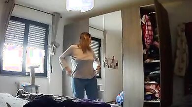 Spy coinquilina tettona