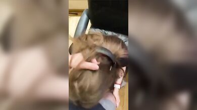 Pompino amatoriale con ingoio fidanzata