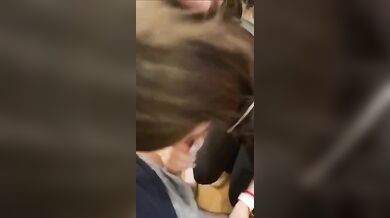 Pompino amatoriale con ingoio fidanzata