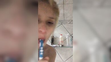 Pompino allo spazzolino