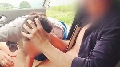 Pompino e sega a Gently in macchina ragazza sconosciuta troia